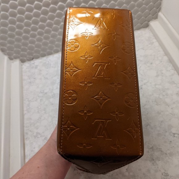 Louis Vuitton Monogram Vernis Reade PM in Brown - Picture 6 of 16